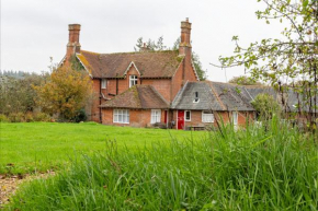 Tranquil Forest Retreat in Brockenhurst